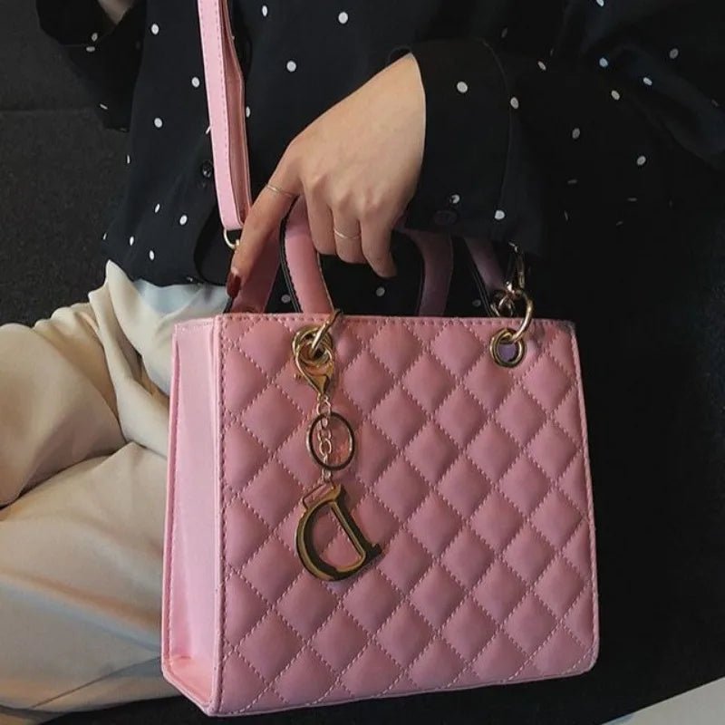 Chic Essence Handbag 